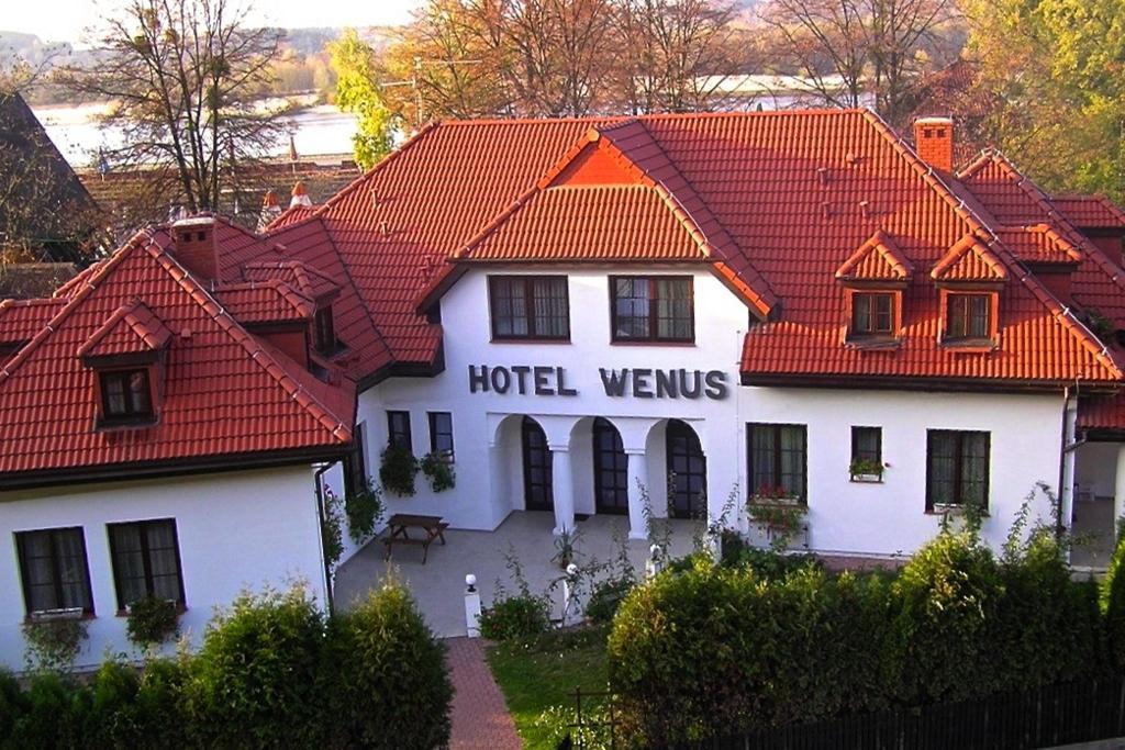 Hotel Wenus Казимеж-Дольны Экстерьер фото