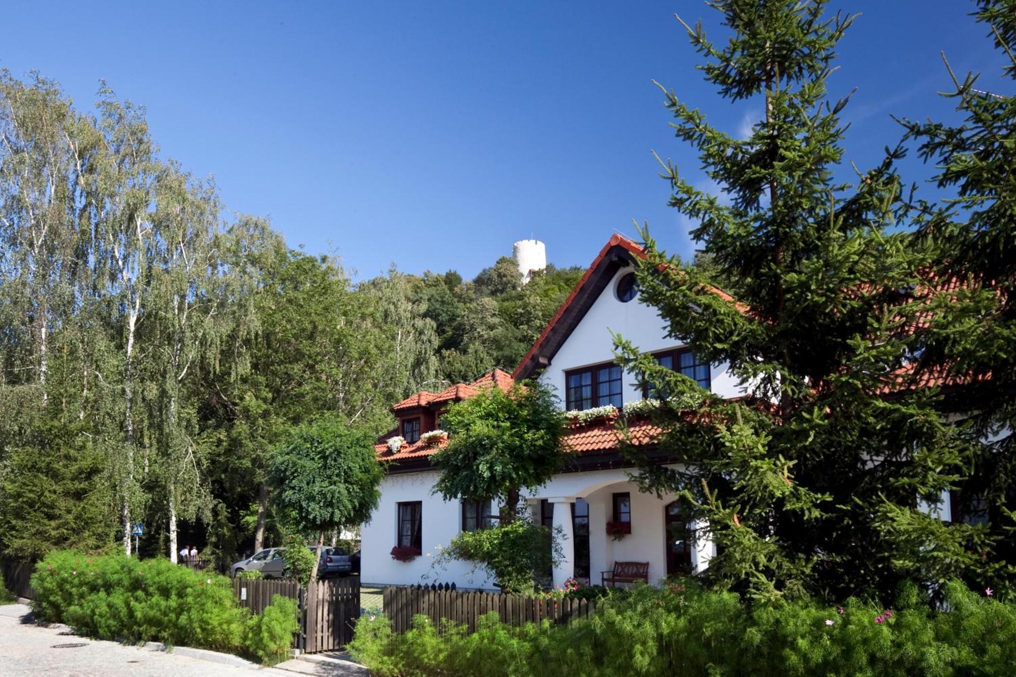 Hotel Wenus Казимеж-Дольны Экстерьер фото