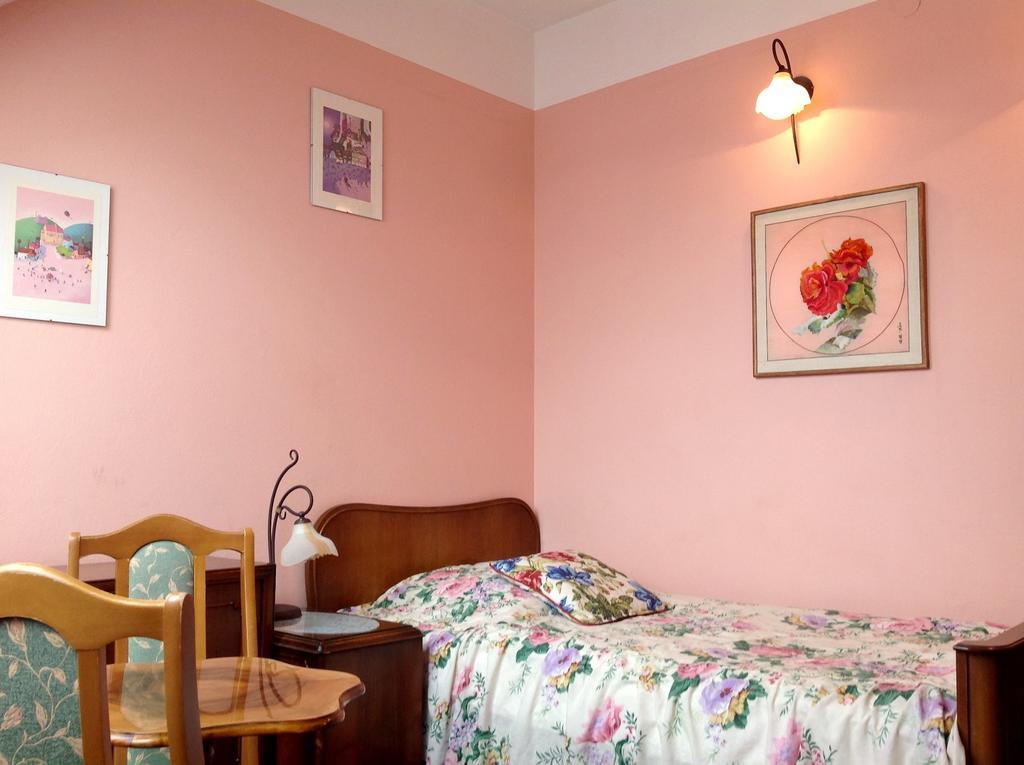 Hotel Wenus Казимеж-Дольны Экстерьер фото